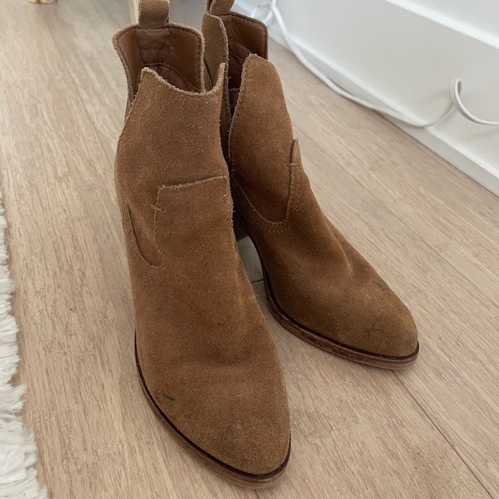 Dolce Vita Suede Western Booties